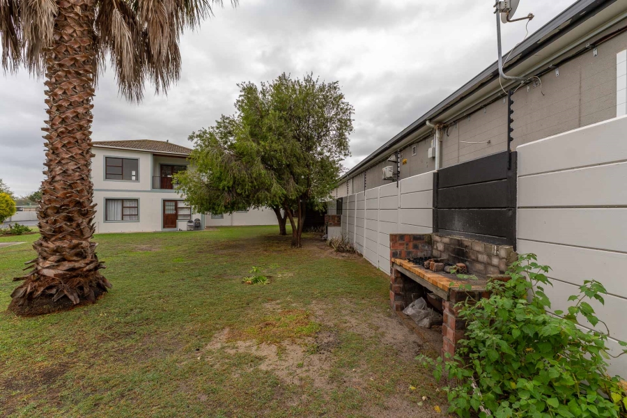 2 Bedroom Property for Sale in Twin Palms Western Cape